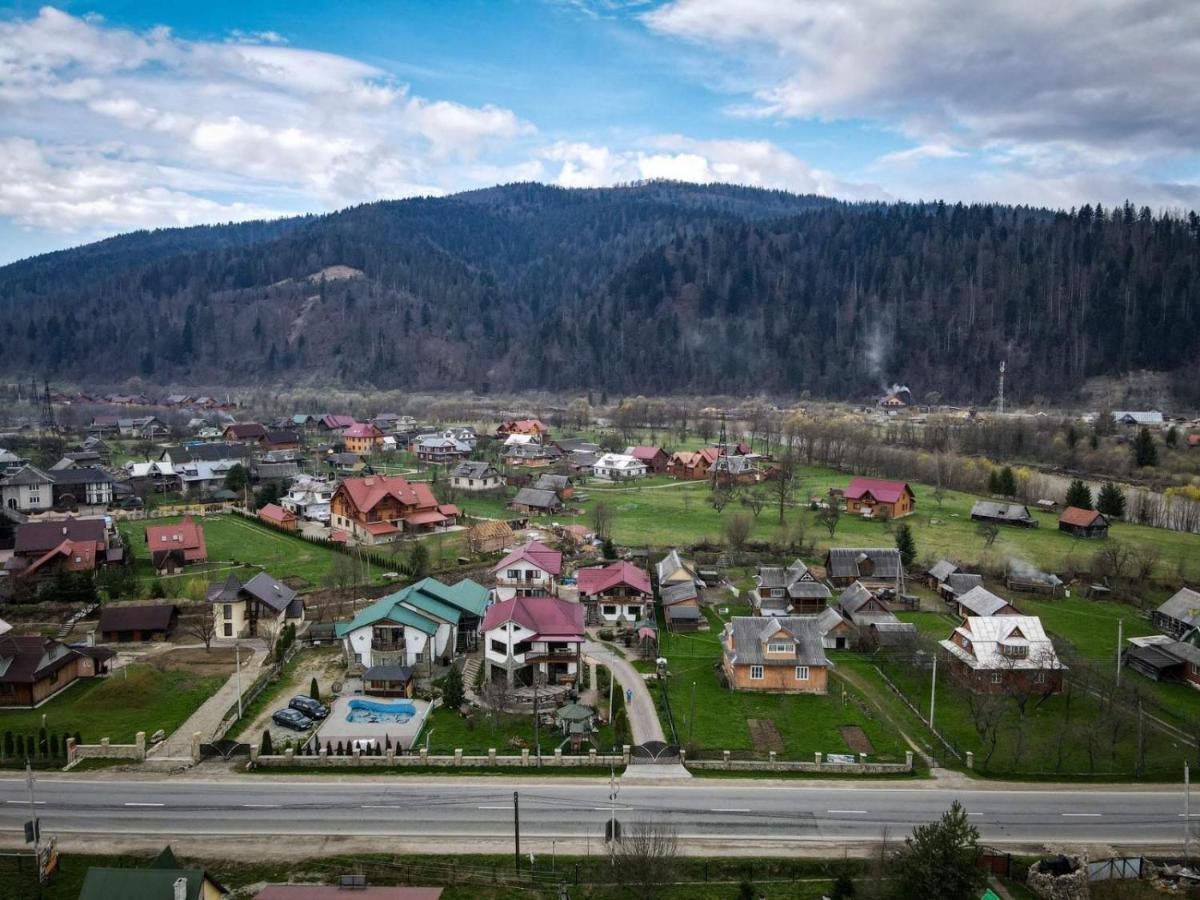Садиба Янчар Номер Студiо З Басейном Mykulychyn Exterior foto
