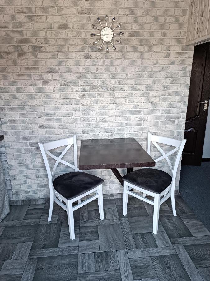 Садиба Янчар Номер Студiо З Басейном Mykulychyn Exterior foto